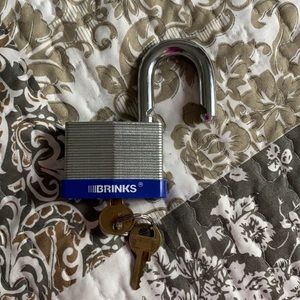 Brinks 60mm Padlock with two keys